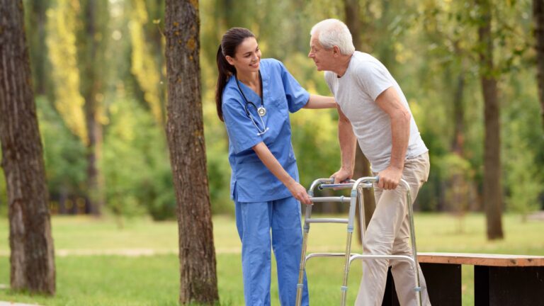 Certificate III in Individual Support